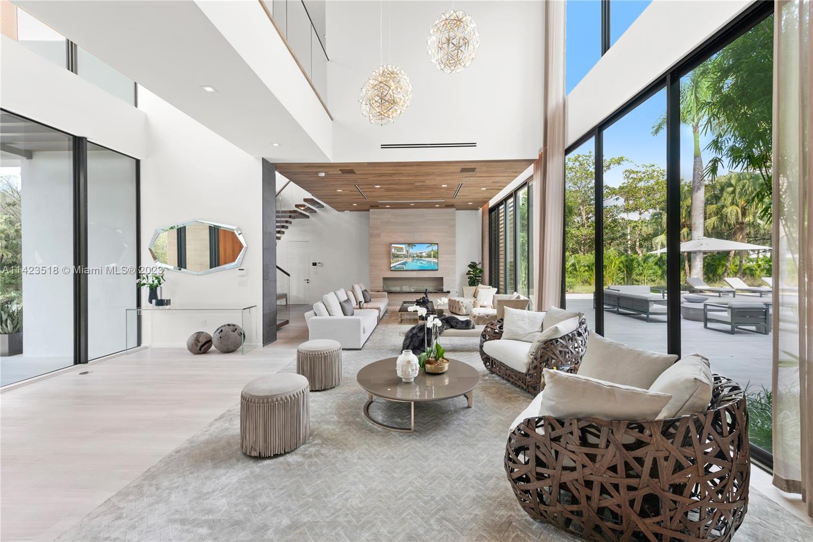 WINDMILL RANCH ESTATES - Residential