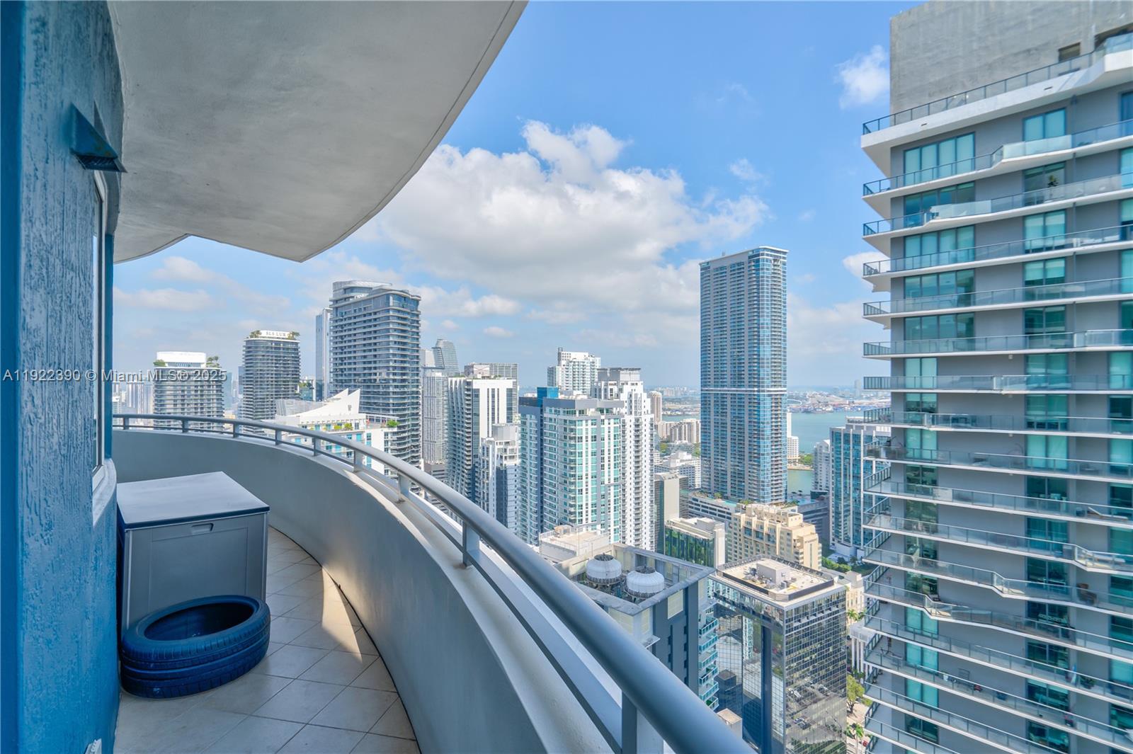 INFINITY AT BRICKELL COND - Residential Lease