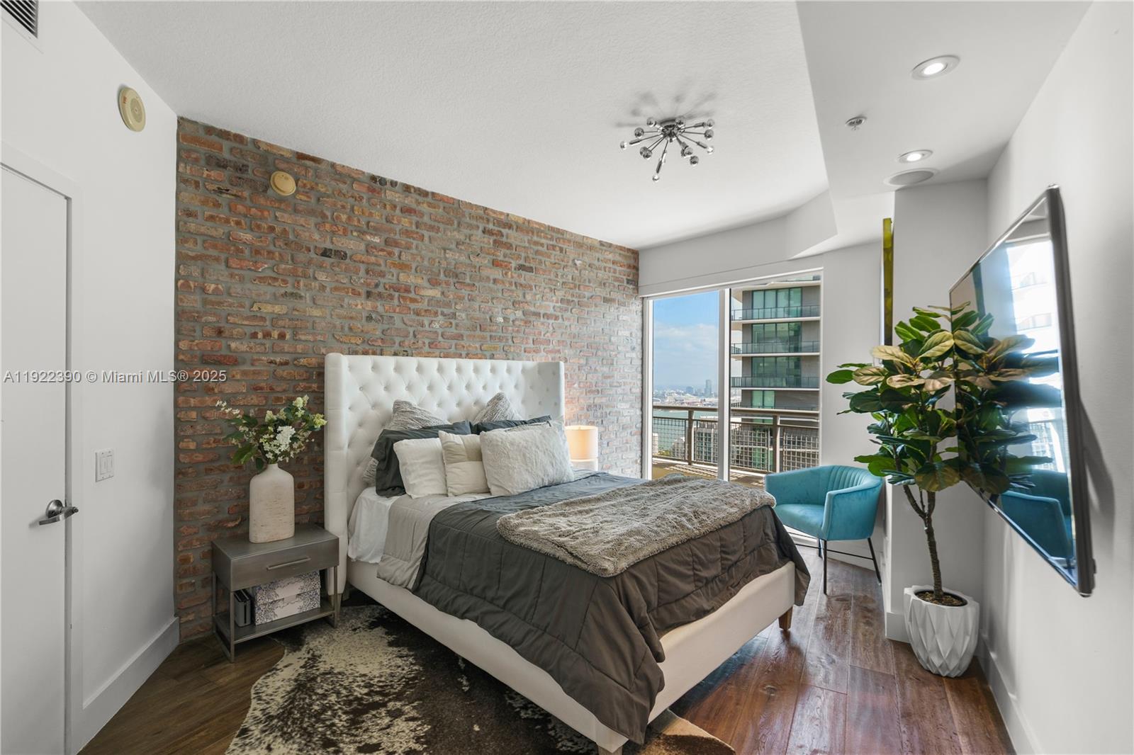 INFINITY AT BRICKELL COND - Residential Lease