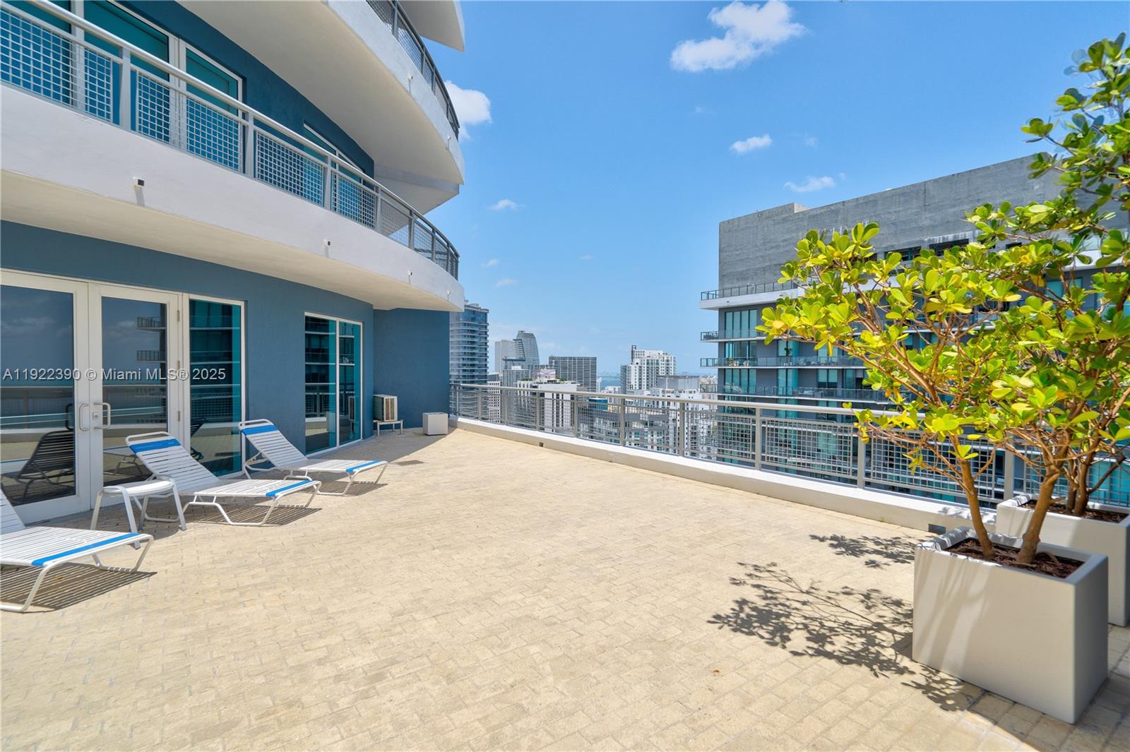 INFINITY AT BRICKELL COND - Residential Lease