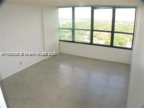 THE PALM BAY YACHT CLUB C - Residential Lease