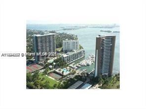 THE PALM BAY YACHT CLUB C - Residential Lease
