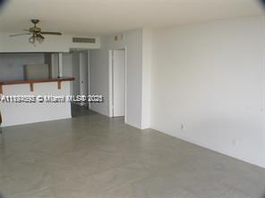 THE PALM BAY YACHT CLUB C - Residential Lease