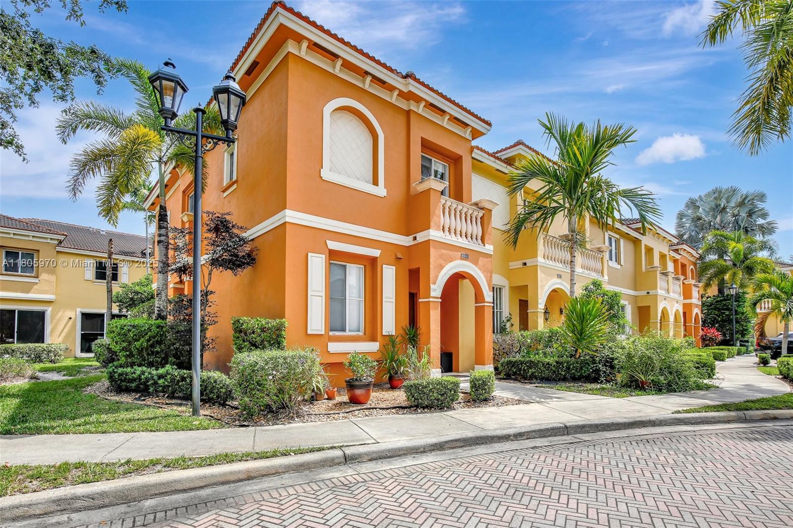 VILLAGE WALK CONDO - Residential