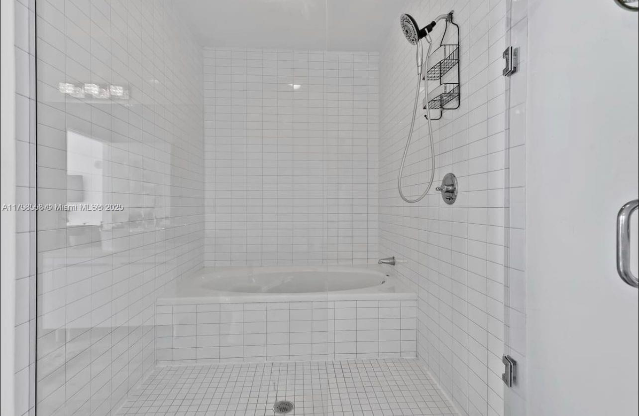 MARINABLUE CONDO - Residential Lease