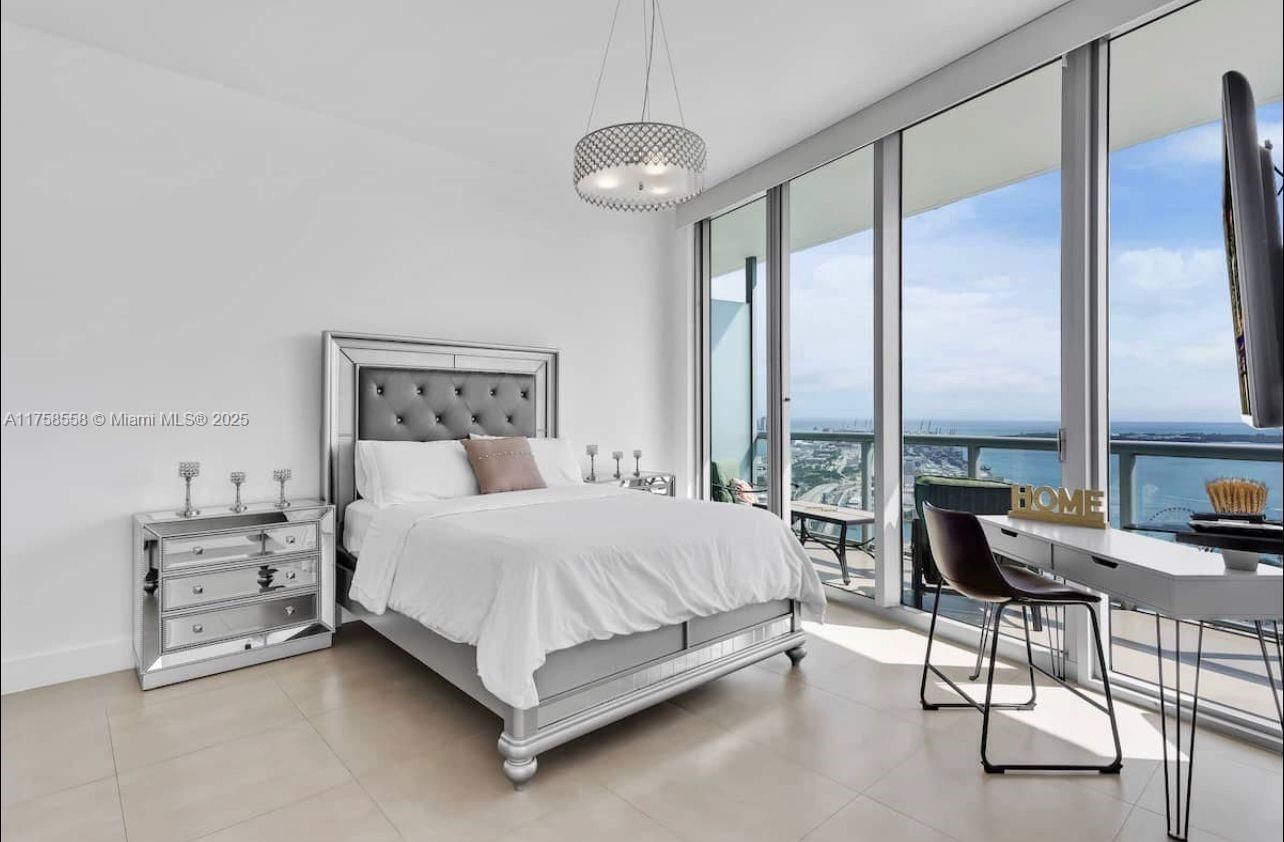 MARINABLUE CONDO - Residential Lease