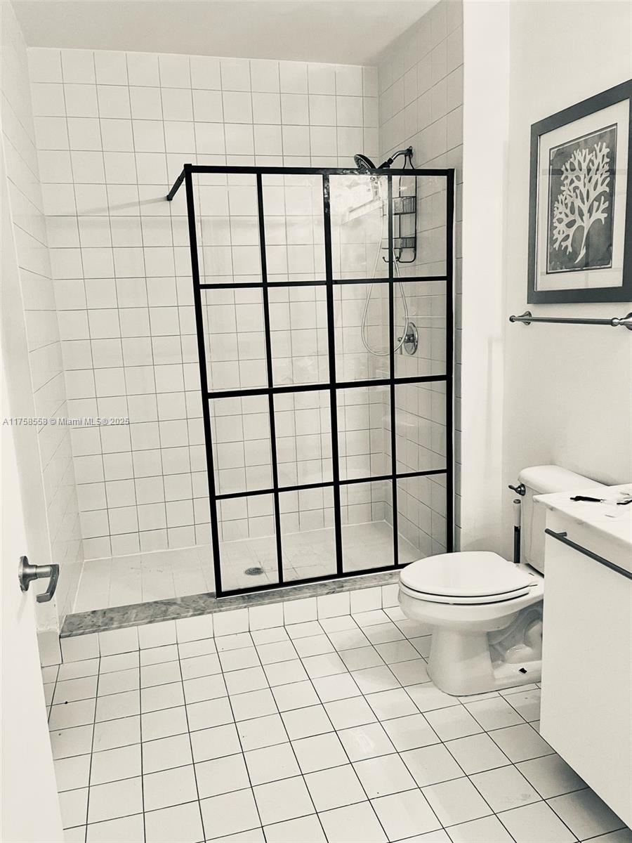 MARINABLUE CONDO - Residential Lease