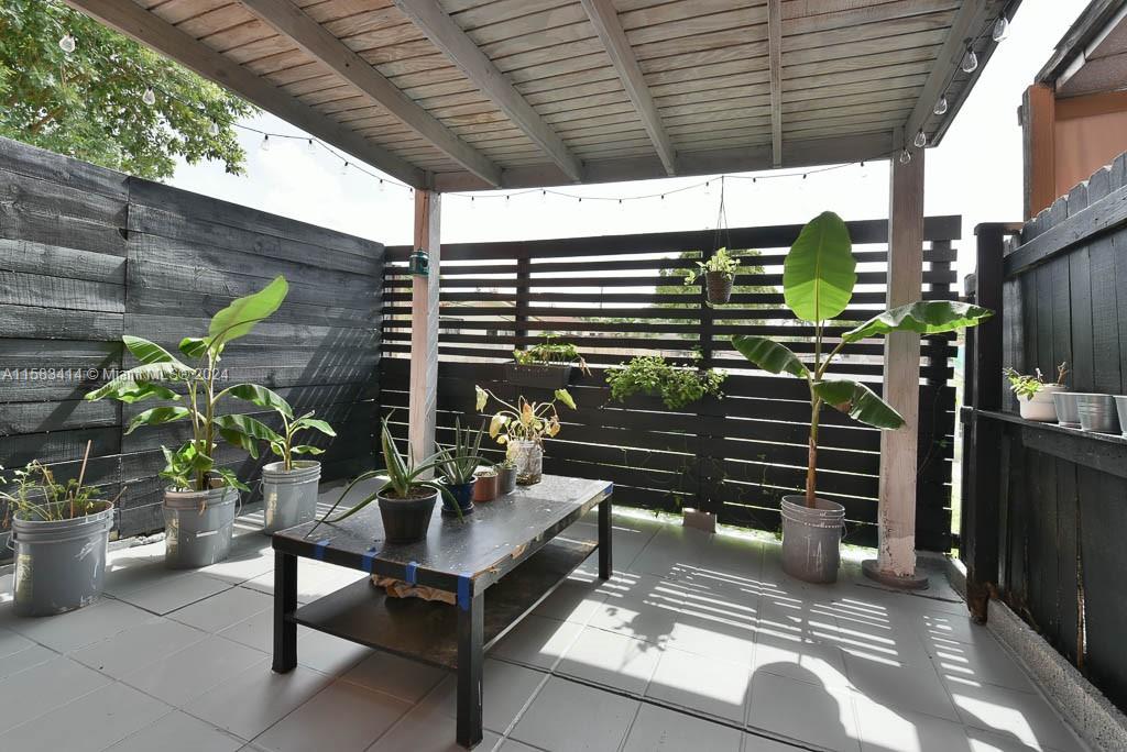 HOMES OF WEST FLAGLER EST - Residential Lease