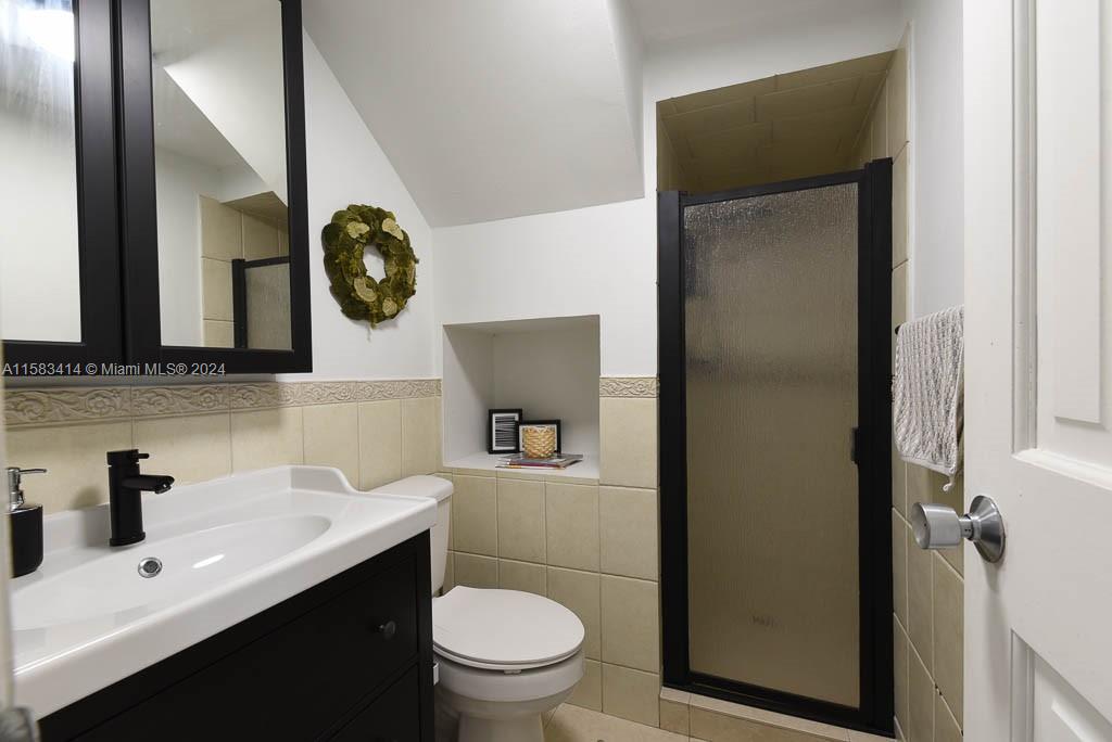 HOMES OF WEST FLAGLER EST - Residential Lease