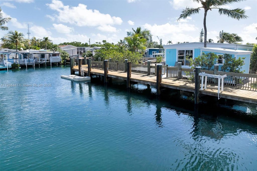 Photo of 1361 Overseas Hwy, D3 Hwy, Marathon, FL 33050 (MLS # A11904441)