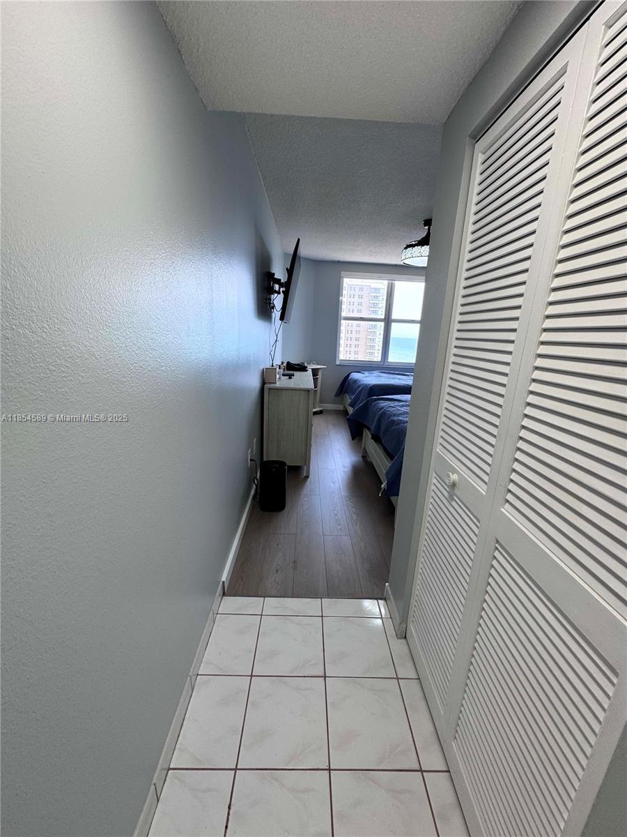 HEMISPHERES CONDO - Residential Lease