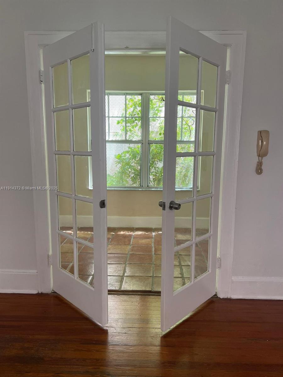 PALM GARDEN CONDO - Residential Lease