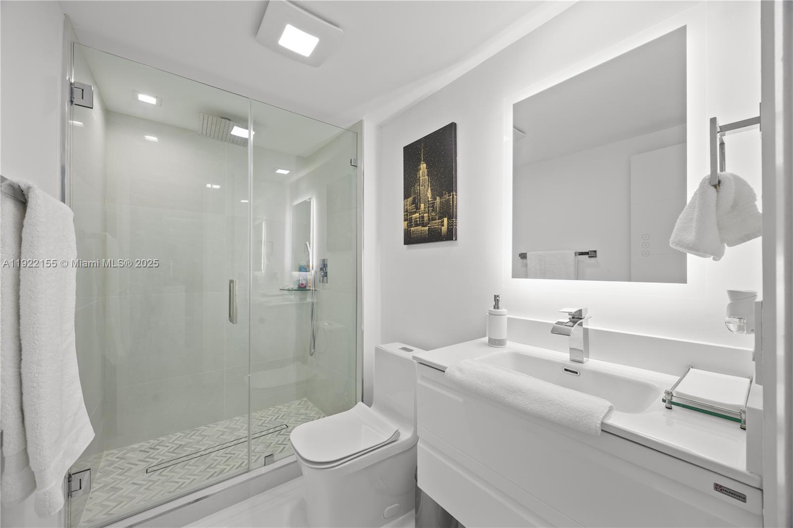 CORONADO CONDO- TOWER III - Residential