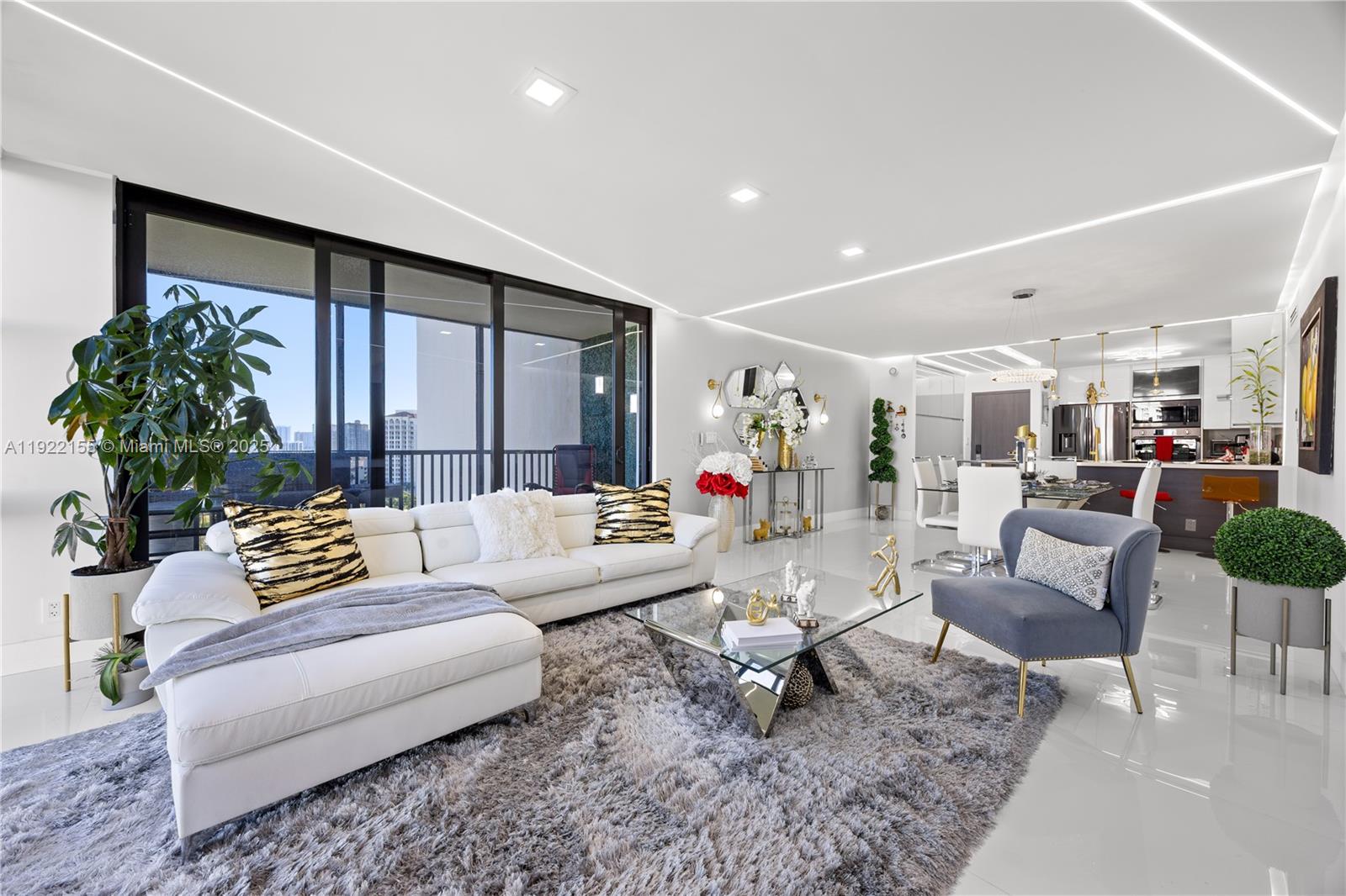 20379 W Country Club Dr 1533