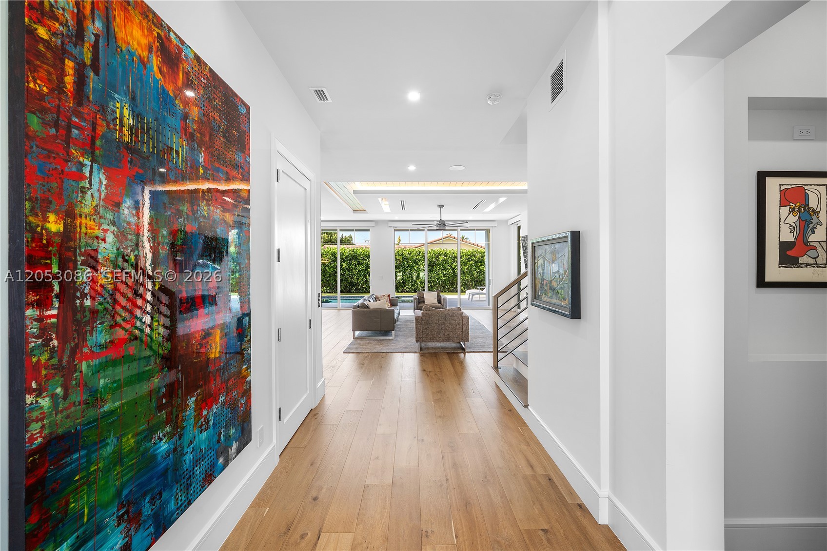 728 Malaga Dr