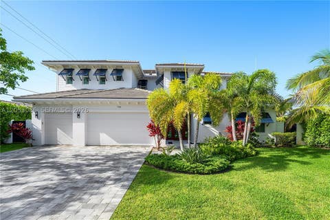 Photo of 728 Malaga Dr, Boca Raton, FL 33432 (MLS # A12053086)