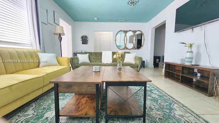 LITTLE RIVER HIGHLANDS - Residential Lease