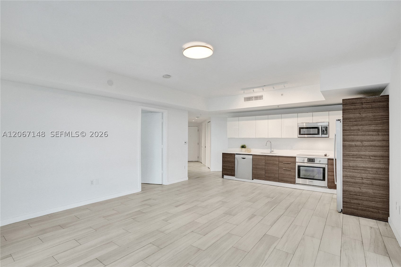 1010 SW 2nd Ave 1708
