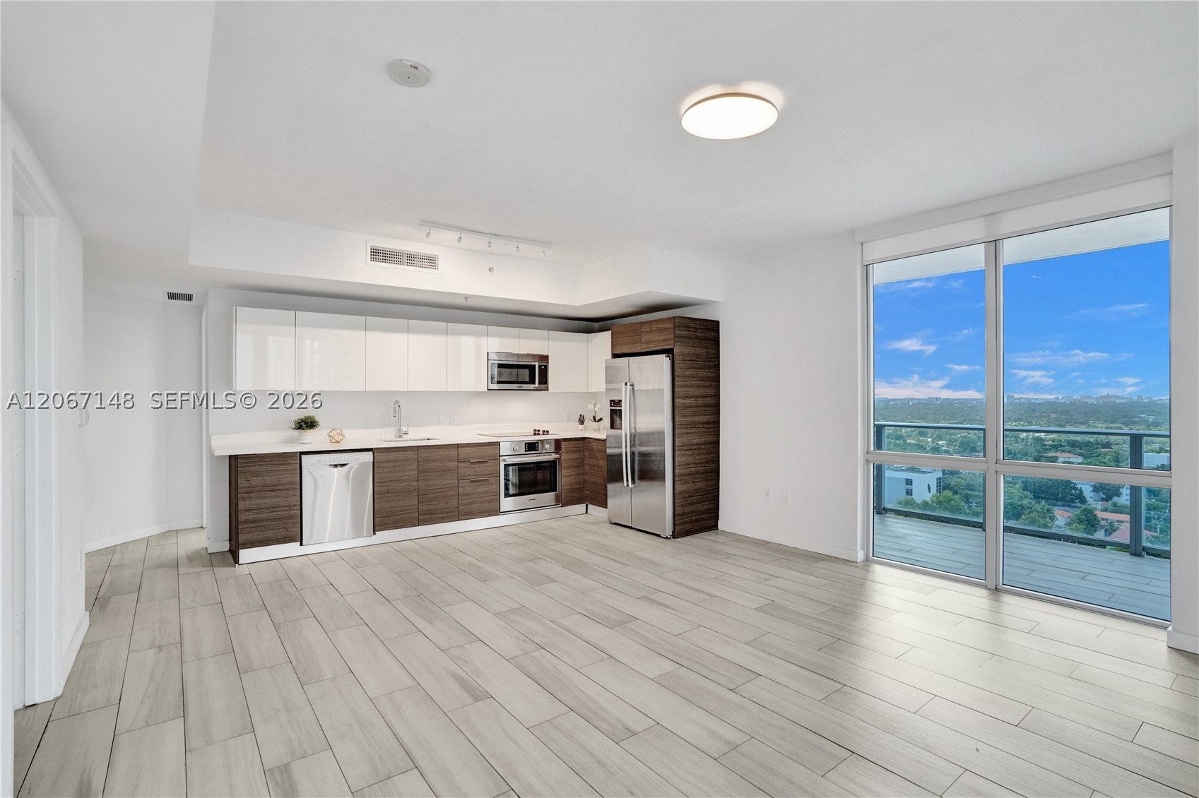 1010 SW 2nd Ave 1708