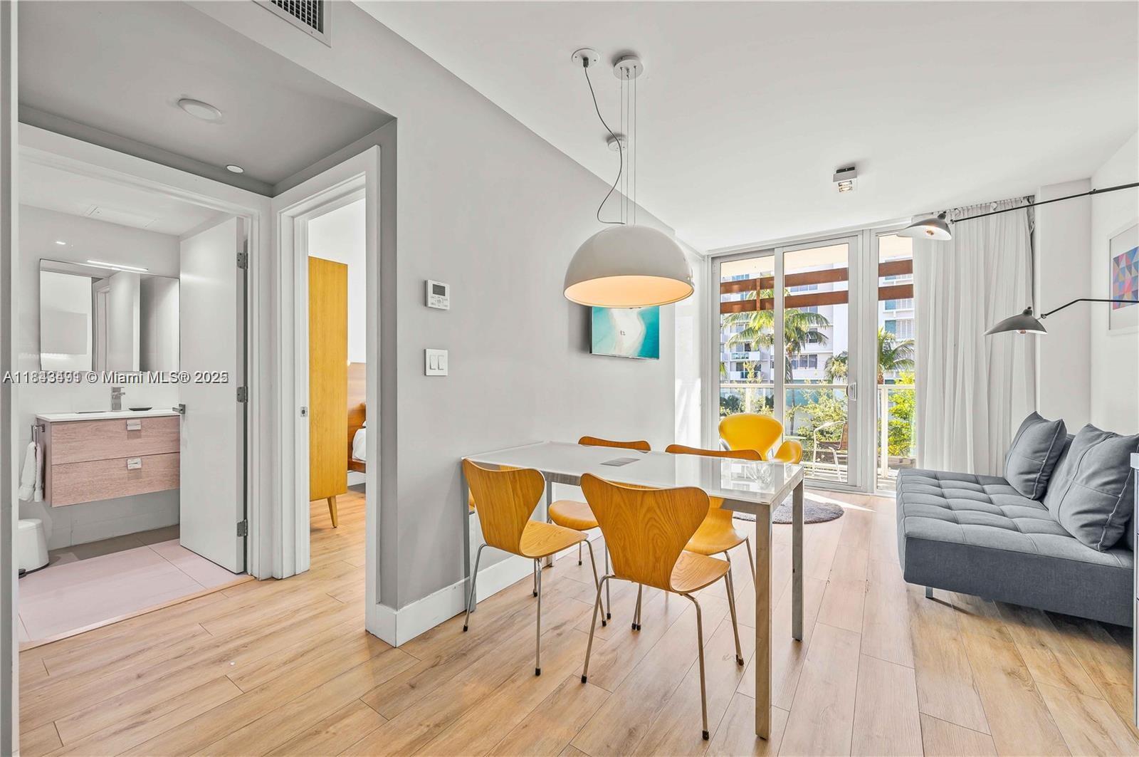 1215 West Ave 303