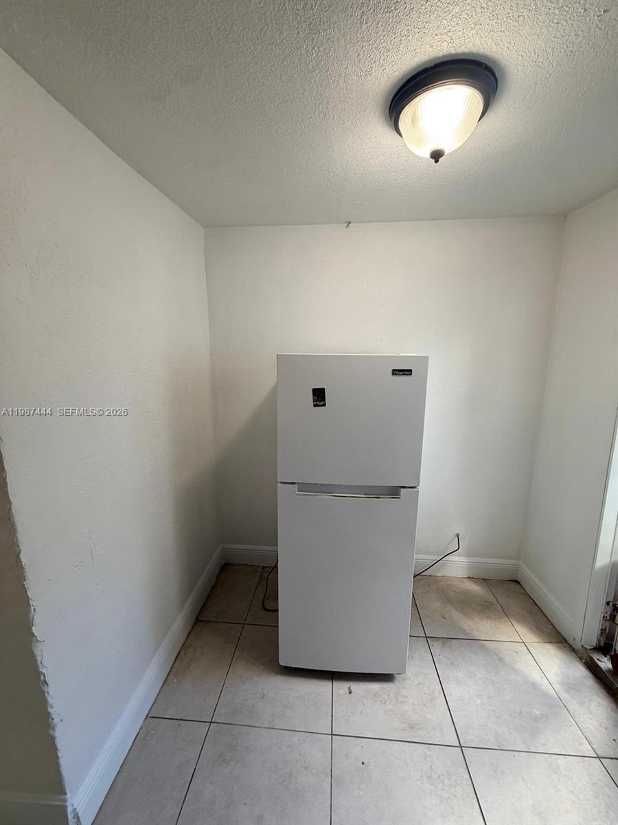 GULFAIR EST 1ST ADDN - Residential Lease