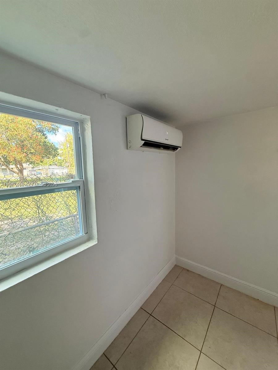 GULFAIR EST 1ST ADDN - Residential Lease