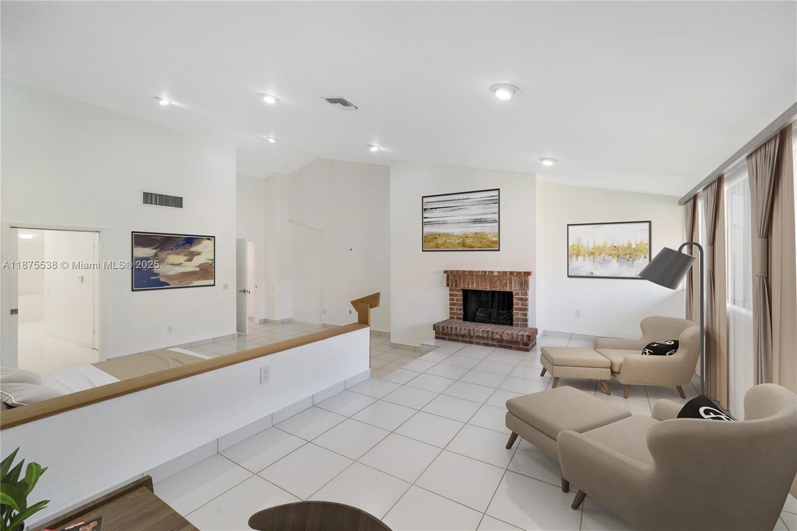 2000 S Bayshore Dr 61