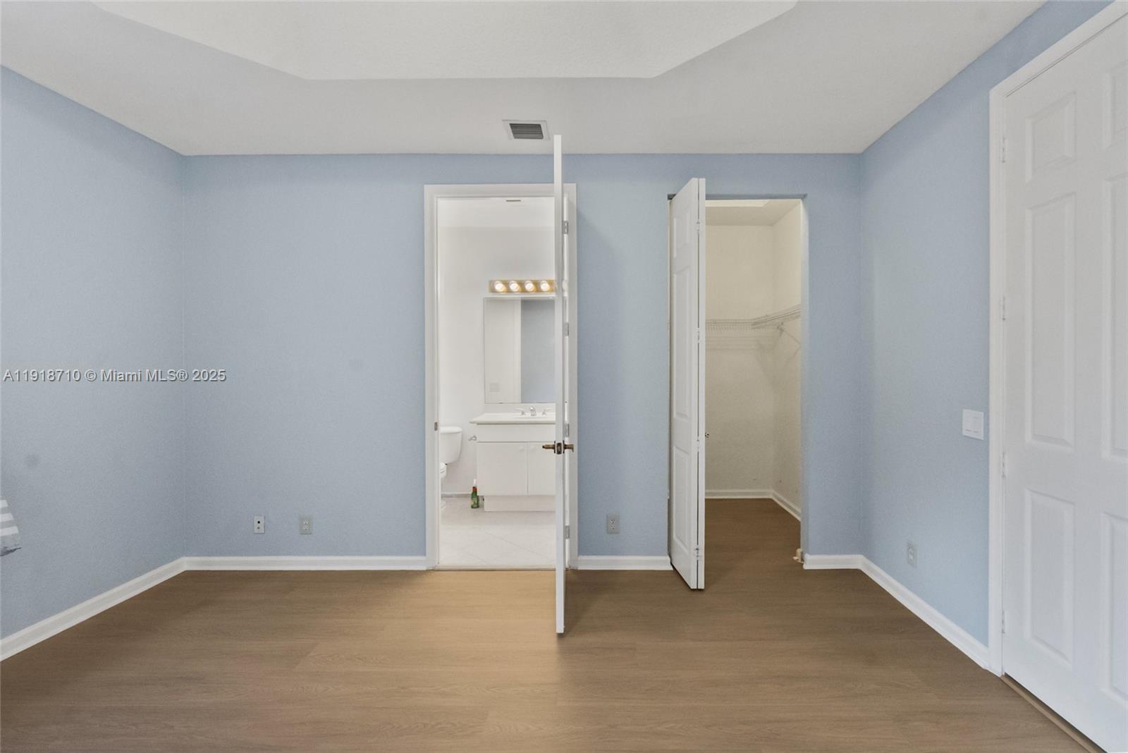 COURTSIDE AT WESTON HILLS - Residential Lease