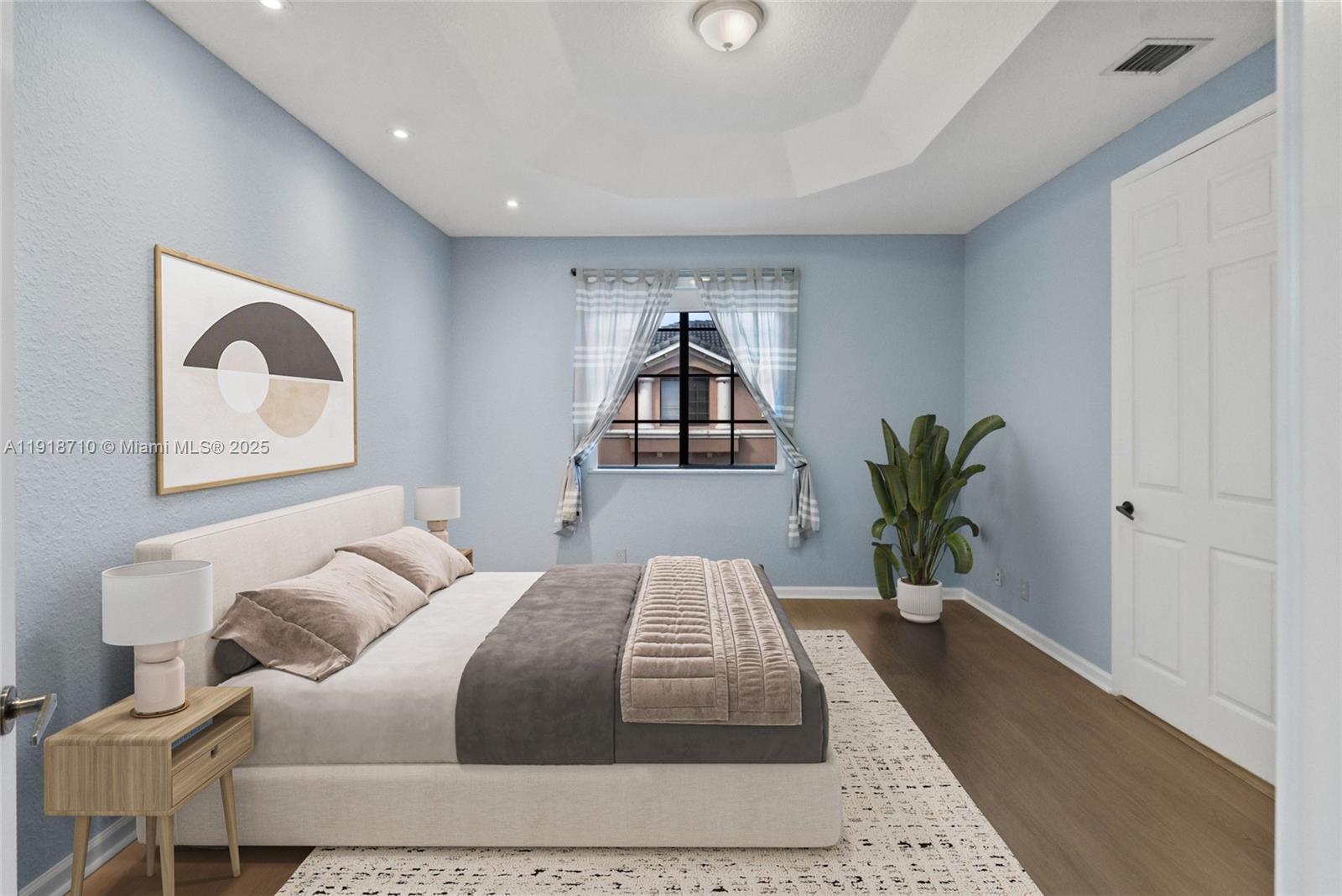 COURTSIDE AT WESTON HILLS - Residential Lease