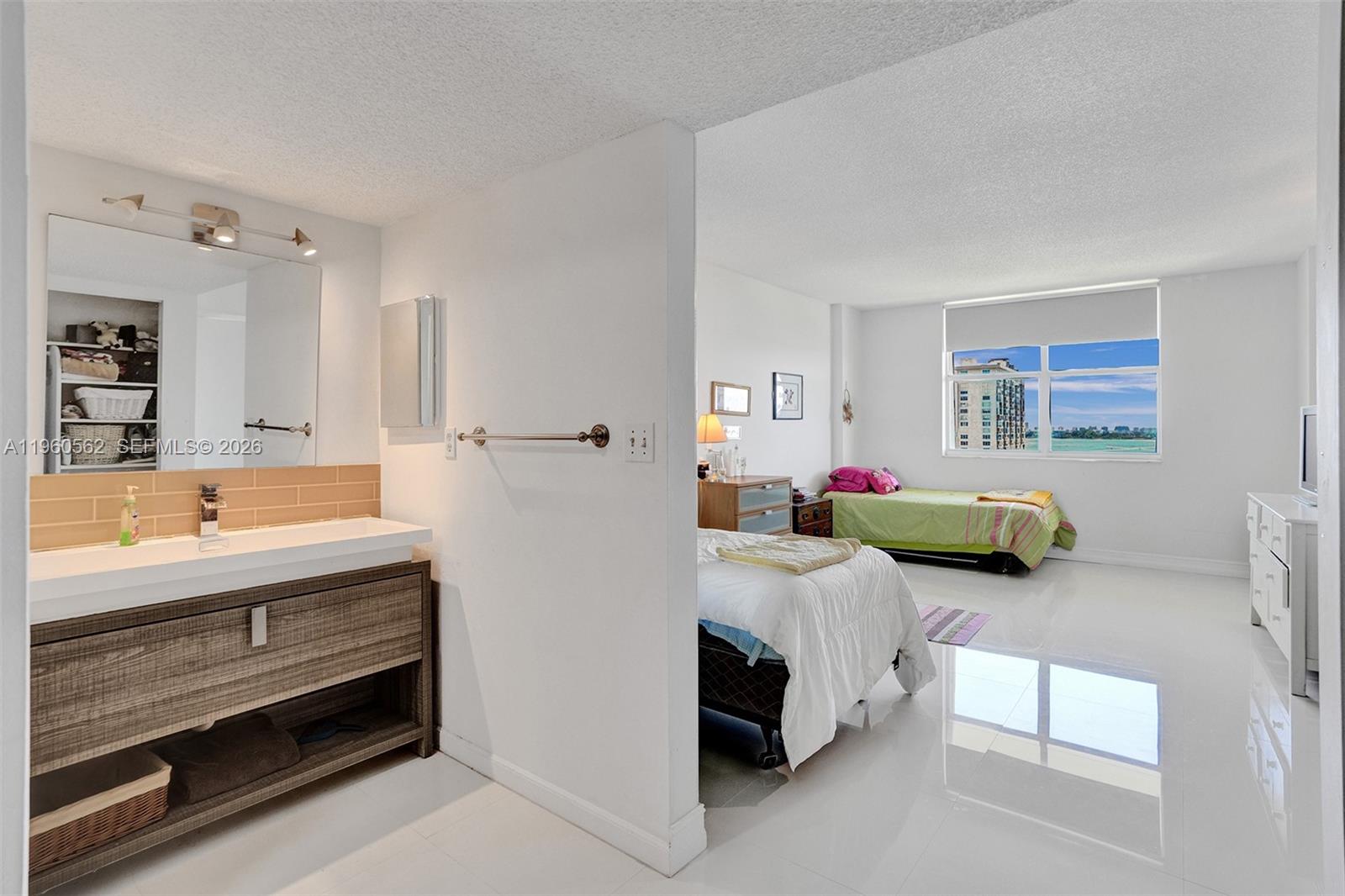 JOCKEY CLUB CONDO UNIT II - Residential Lease