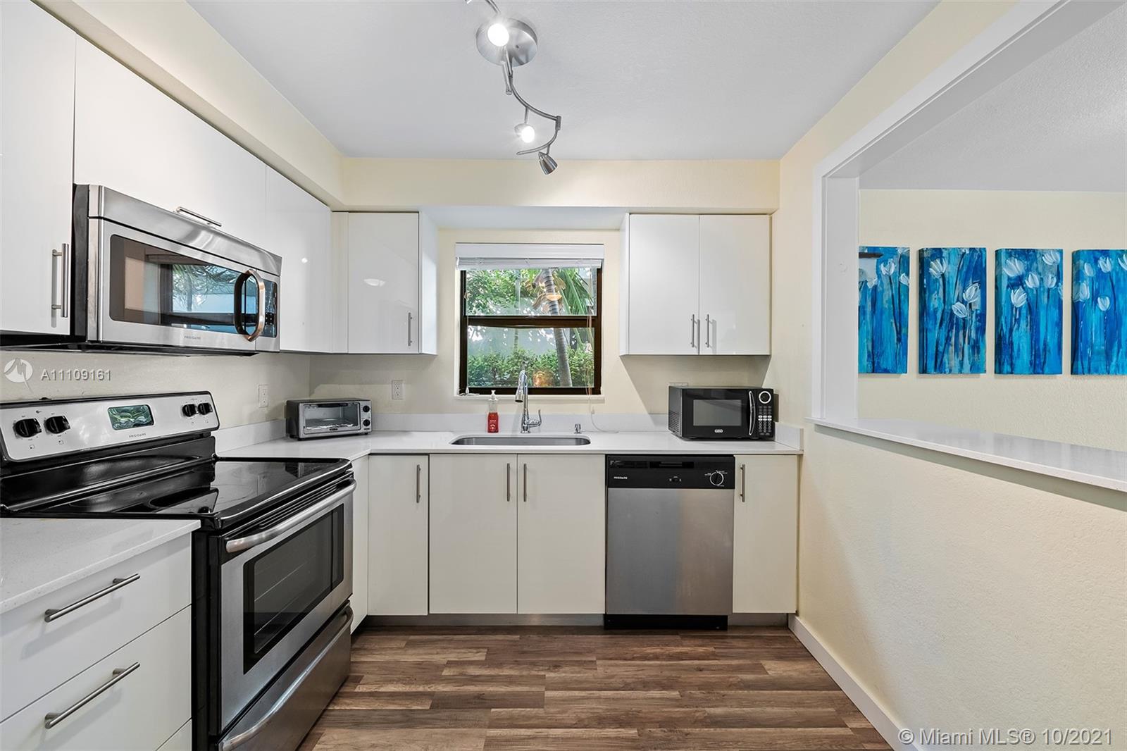 COLEE HAMMOCK - Residential Income