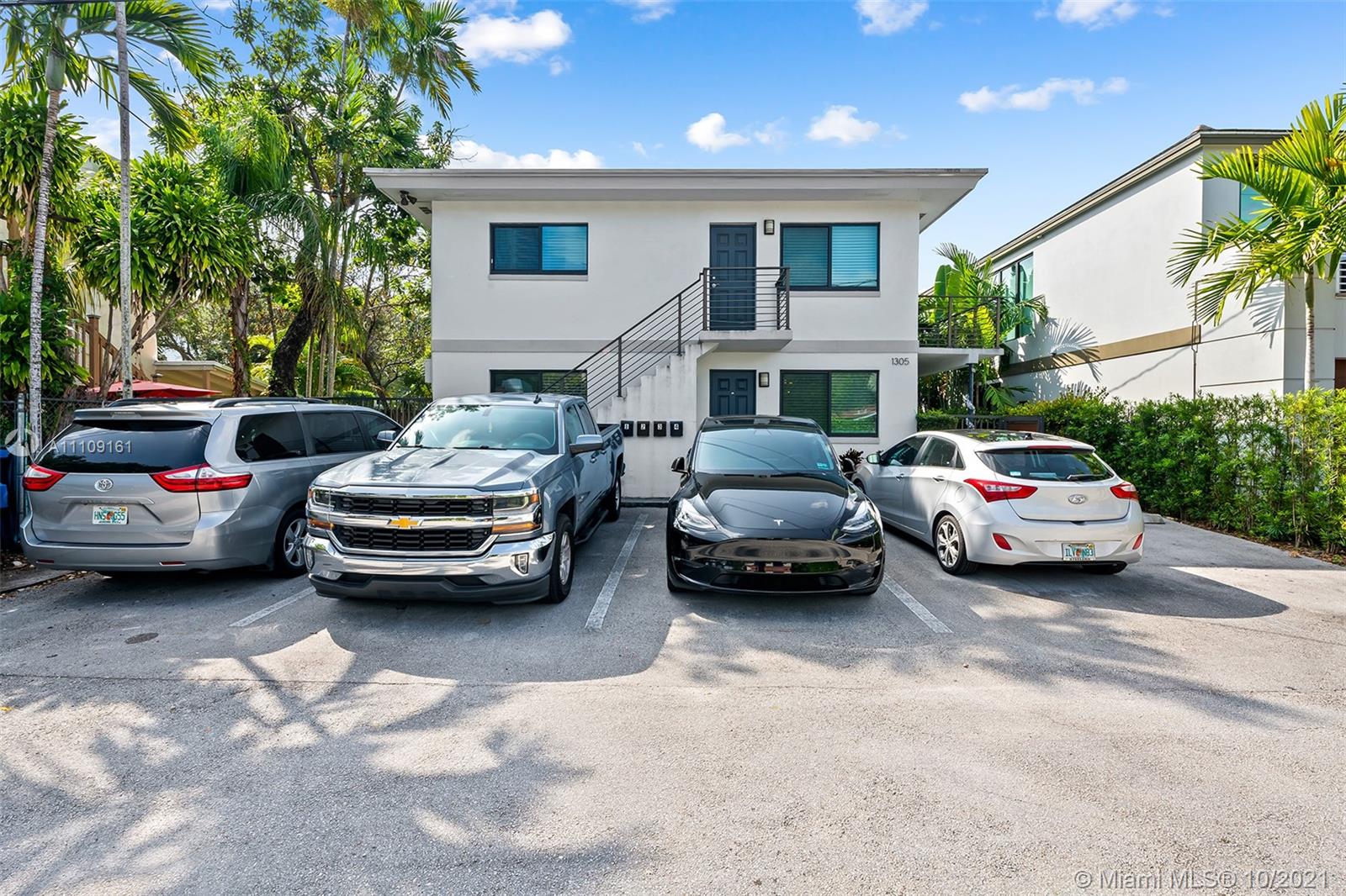 COLEE HAMMOCK - Residential Income