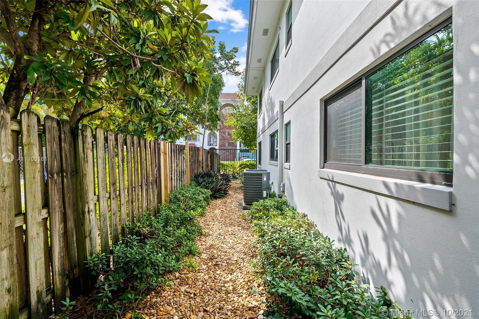 COLEE HAMMOCK - Residential Income