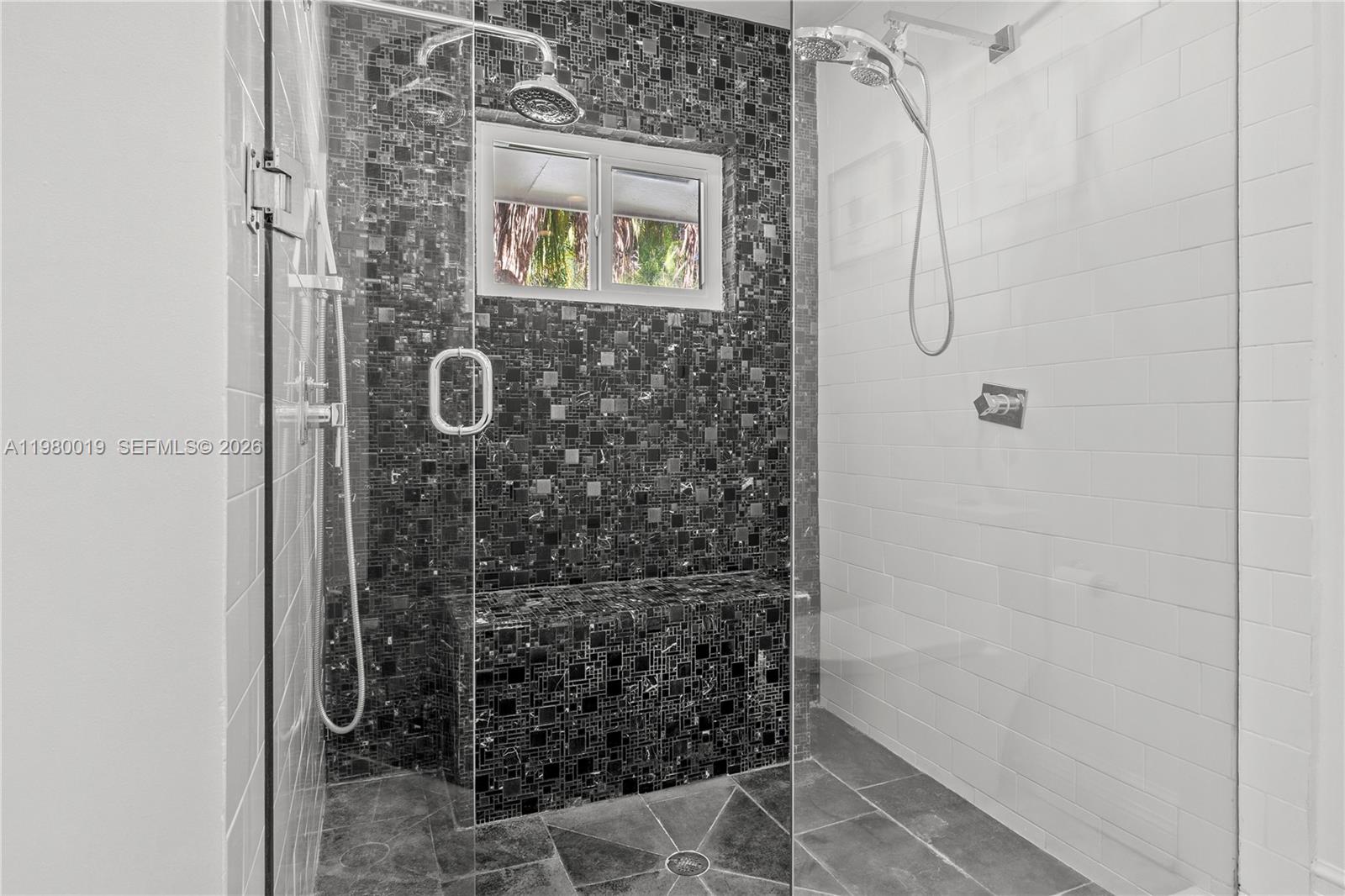 CLINTON GROVE ESTS - Residential