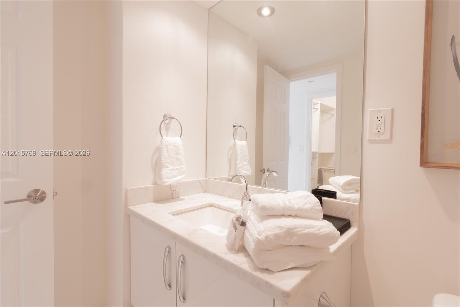OCEAN RESERVE CONDO - Residential Lease