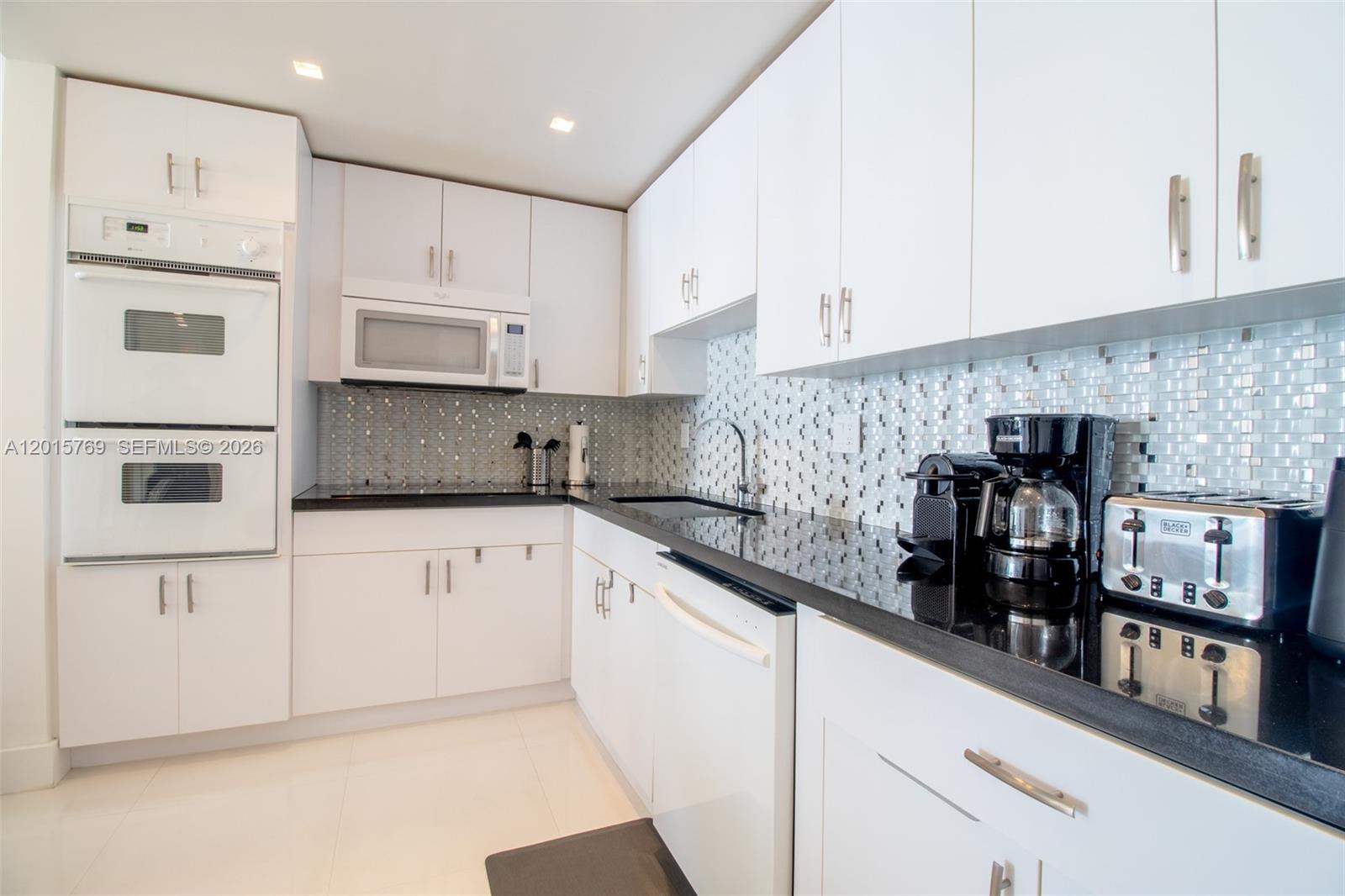 OCEAN RESERVE CONDO - Residential Lease