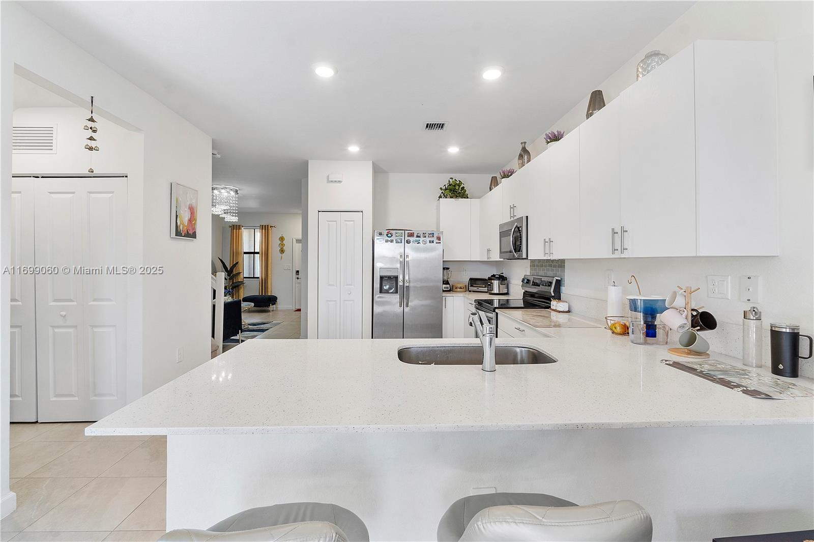 SILVER PALM RESIDENTIAL H - Residential