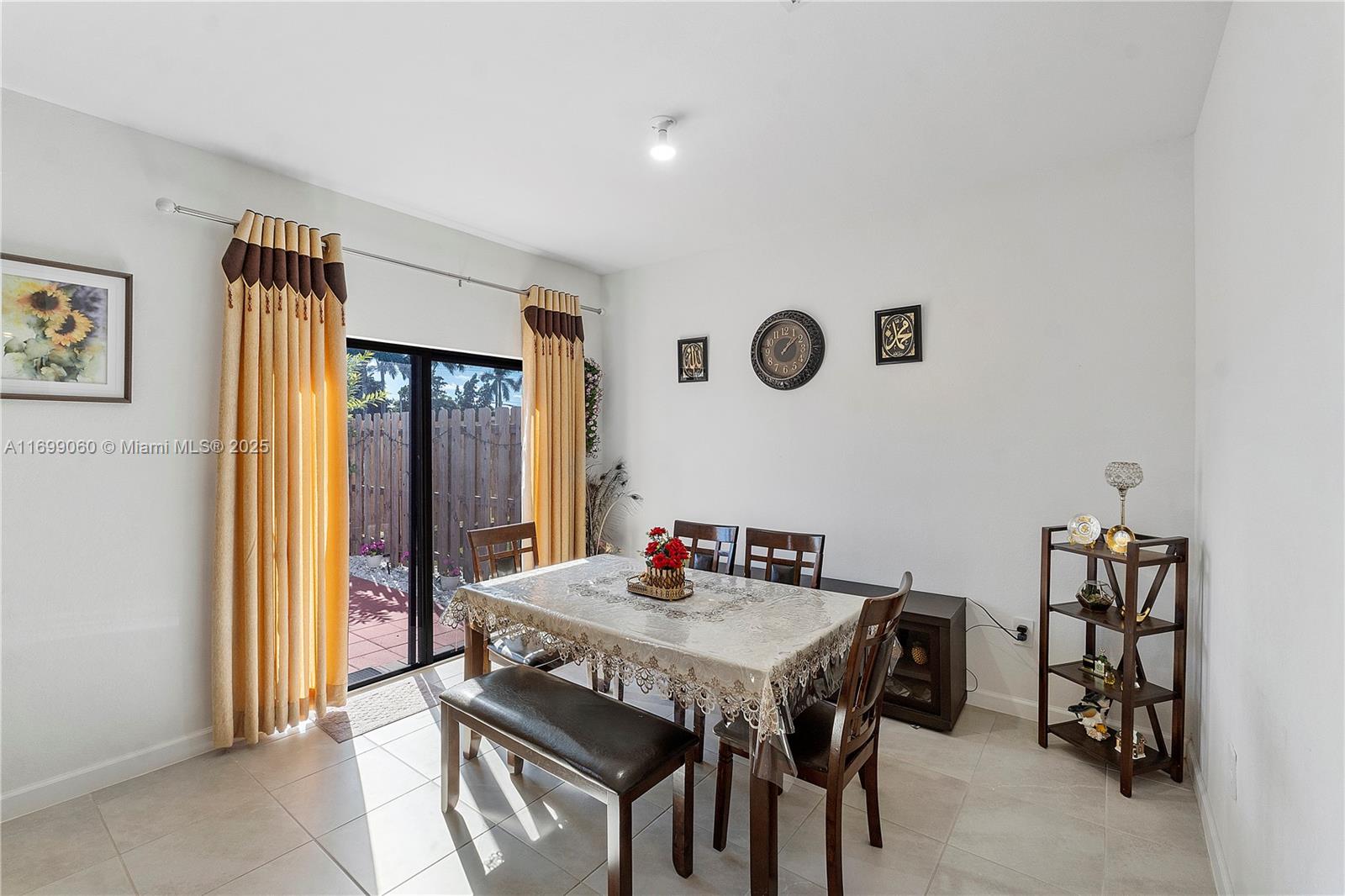 SILVER PALM RESIDENTIAL H - Residential