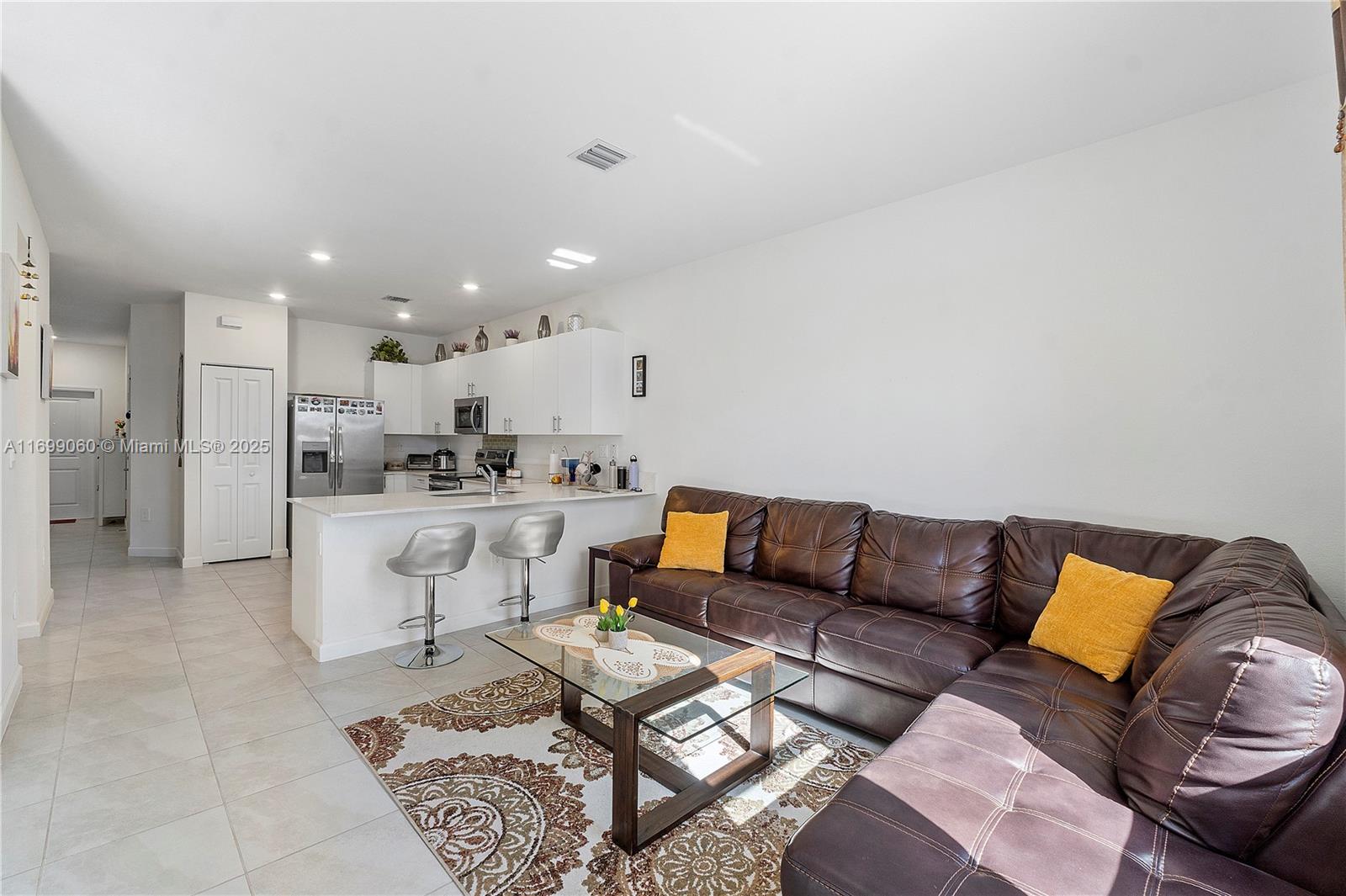 SILVER PALM RESIDENTIAL H - Residential