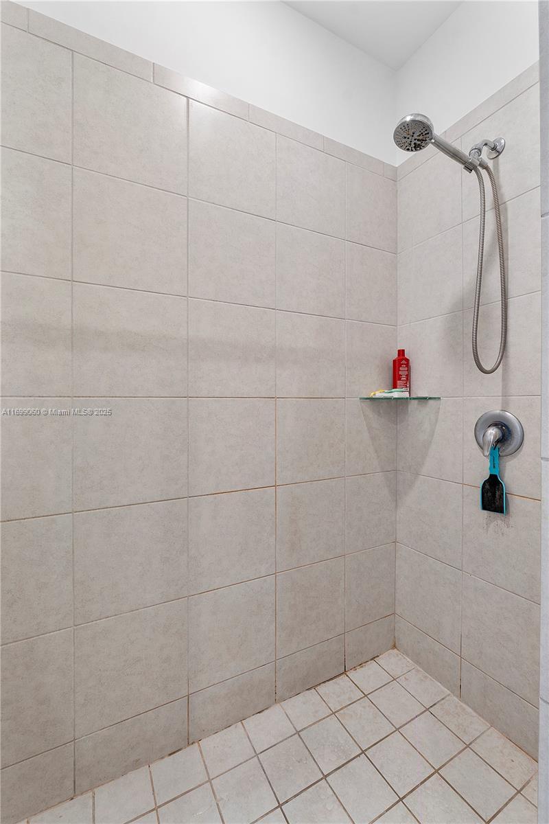 SILVER PALM RESIDENTIAL H - Residential