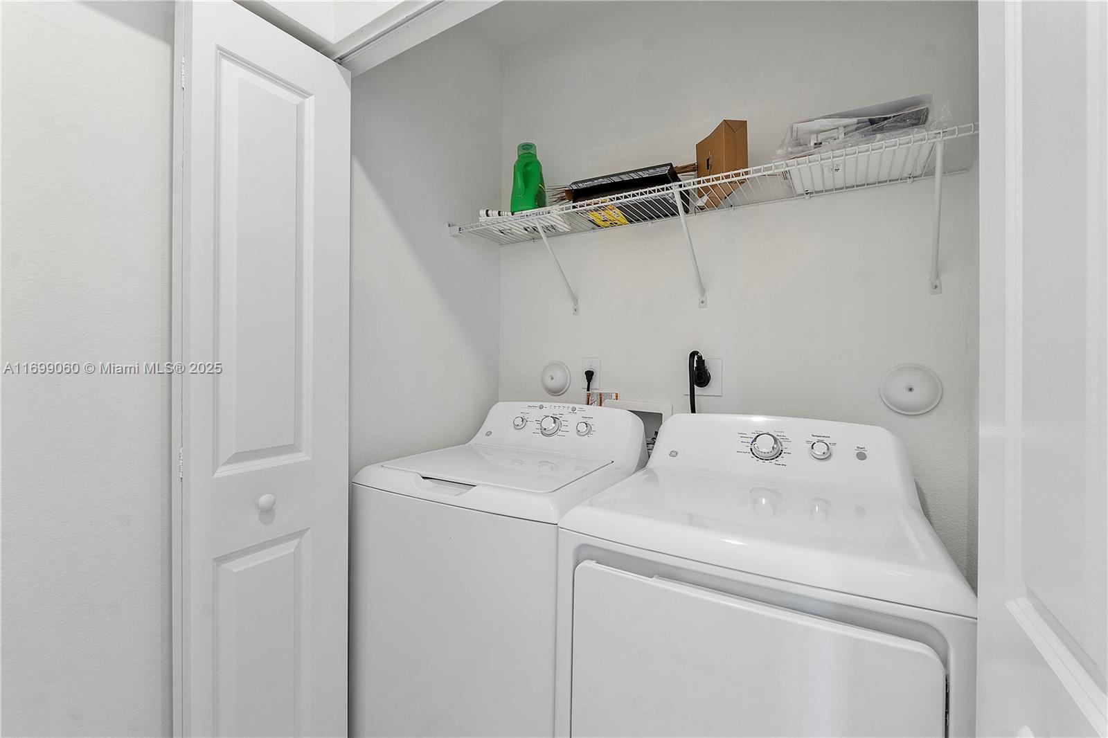 SILVER PALM RESIDENTIAL H - Residential