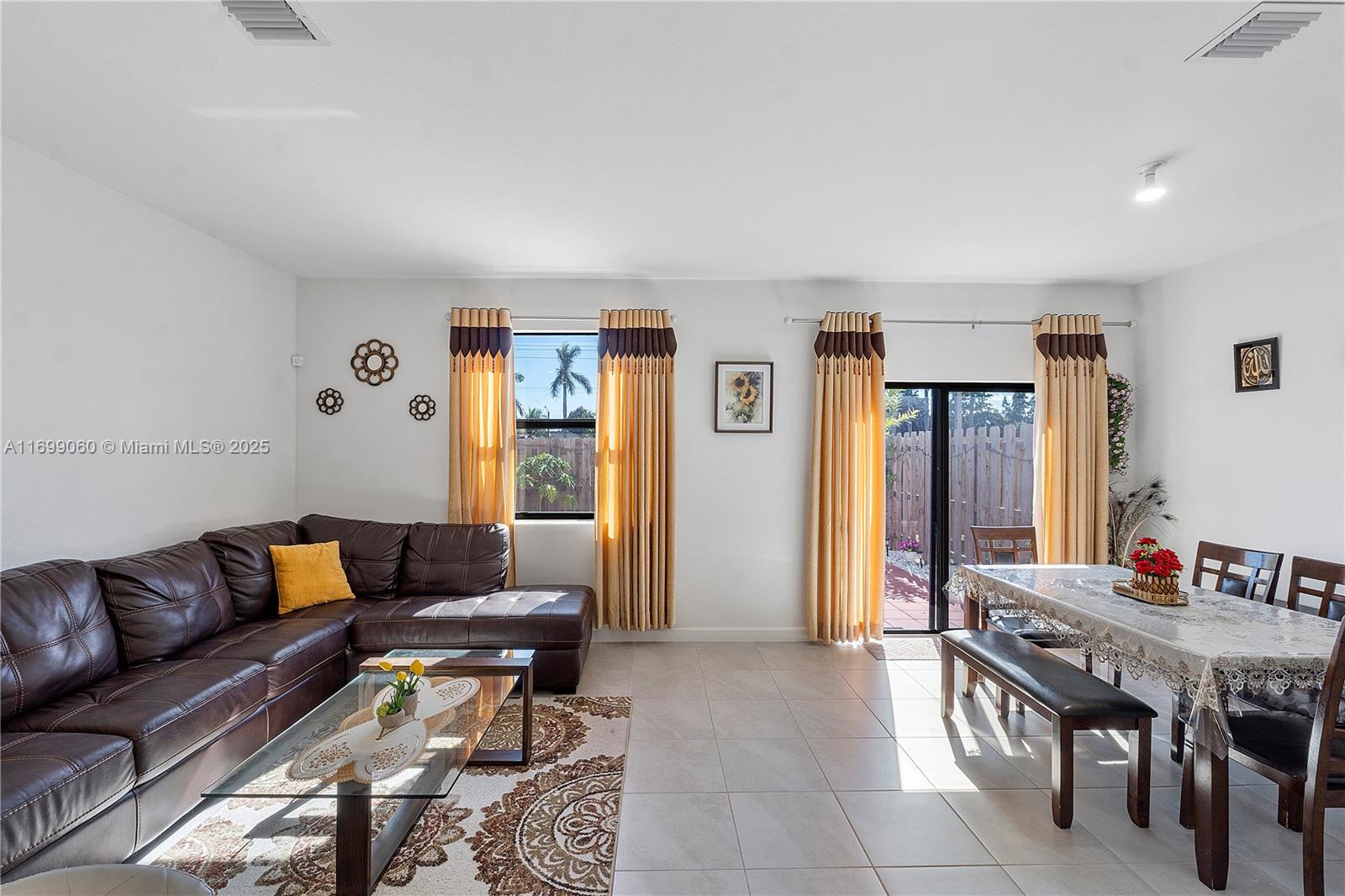 SILVER PALM RESIDENTIAL H - Residential