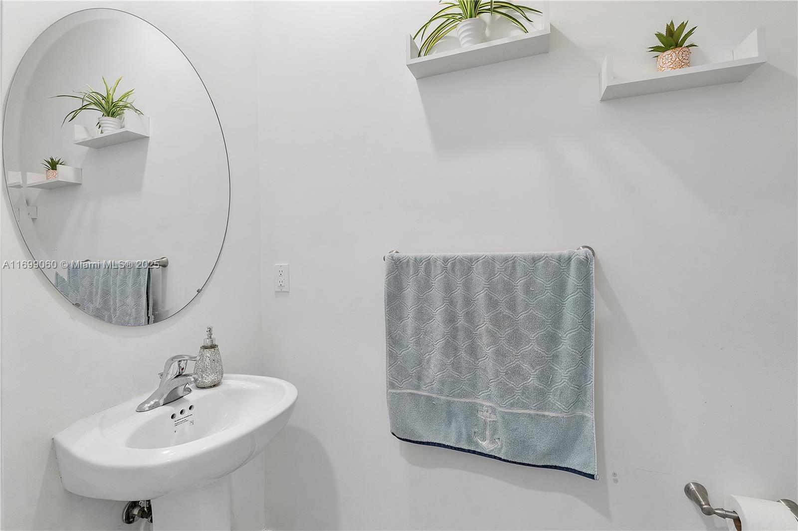 SILVER PALM RESIDENTIAL H - Residential