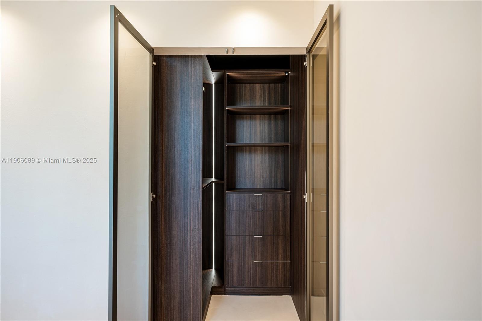 THE ALLIAGE CONDO - Residential Lease