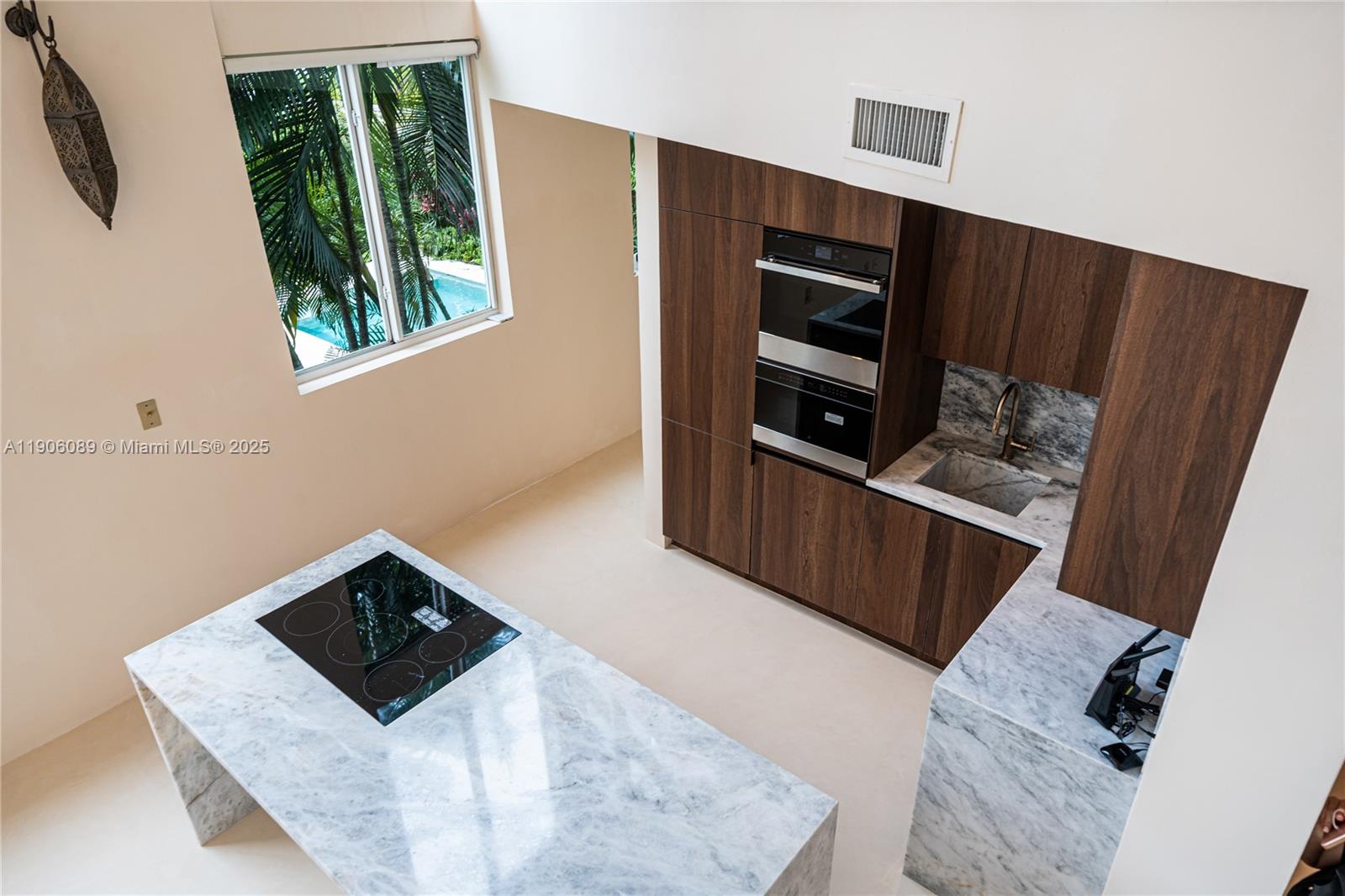 THE ALLIAGE CONDO - Residential Lease