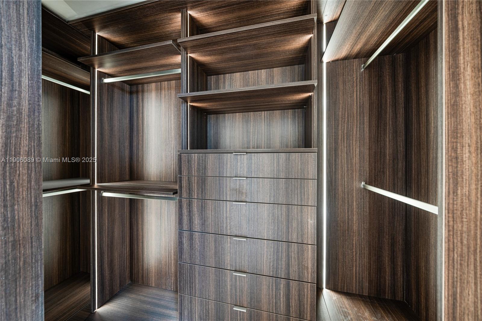 THE ALLIAGE CONDO - Residential Lease