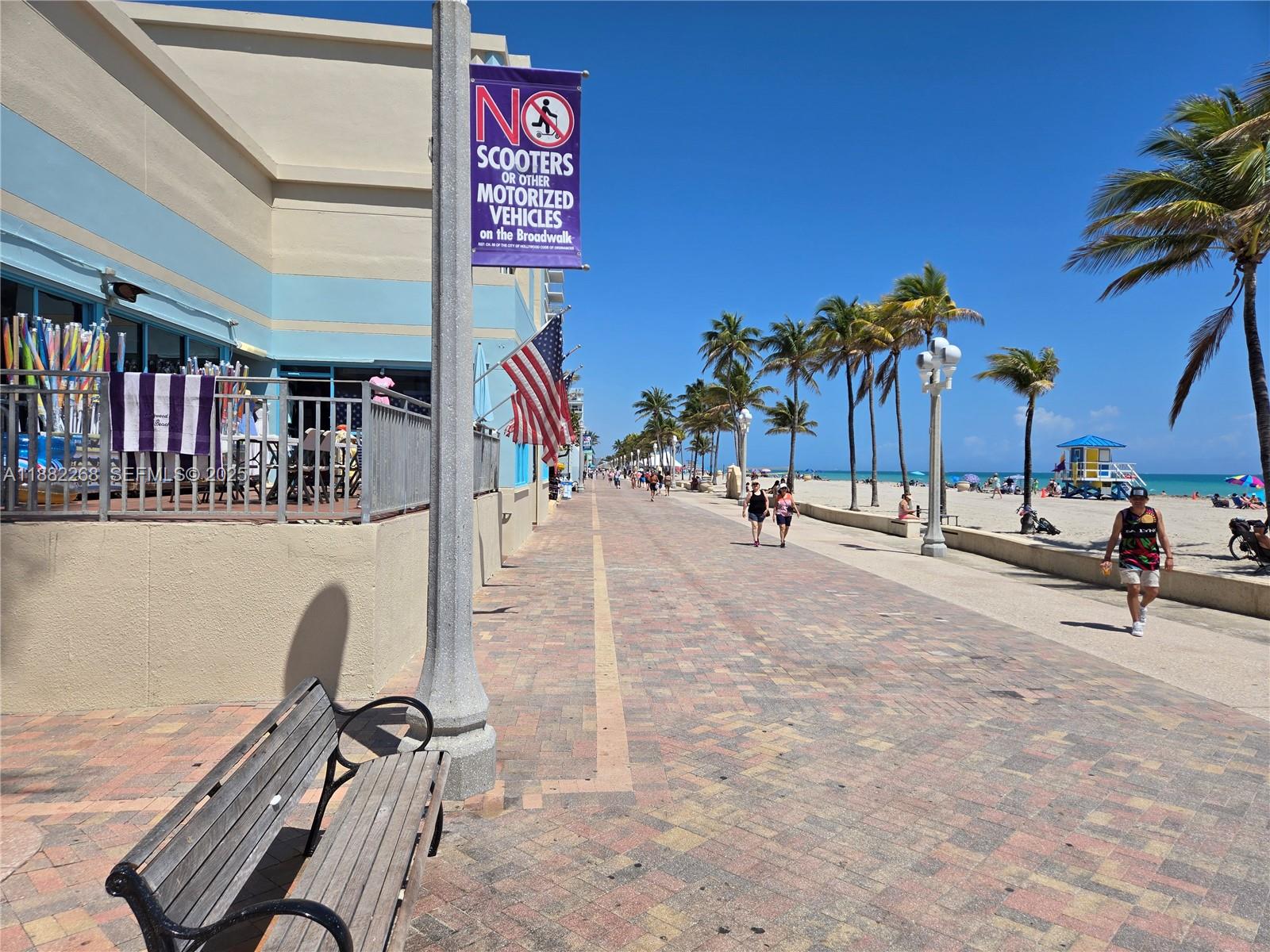 HOLLYWOOD LITTLE RANCHES - Land