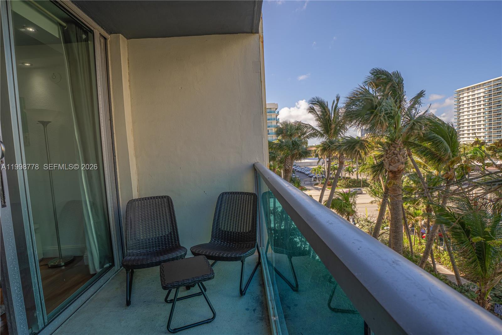 SIAN OCEAN RESIDENCES CON - Residential