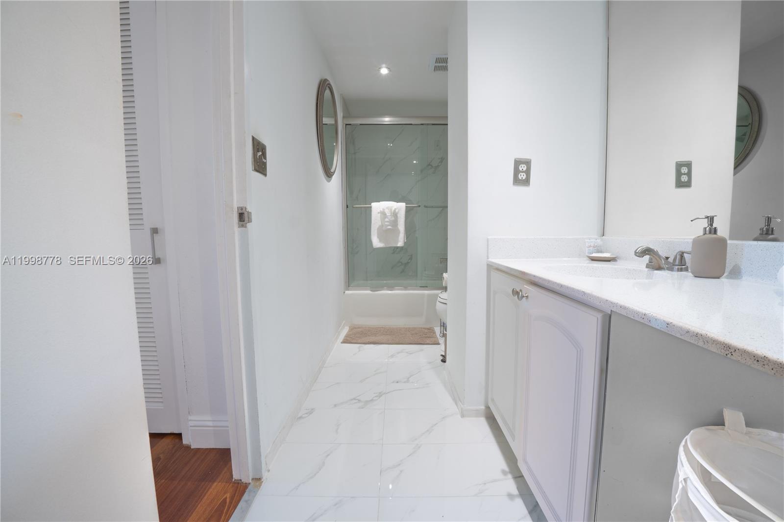 SIAN OCEAN RESIDENCES CON - Residential