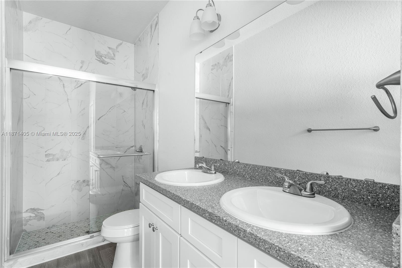 Las Villas at Kenilworth - Residential